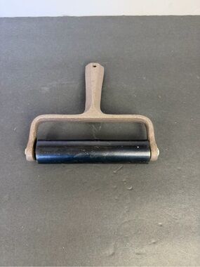 Vintage Brown Metal + 5.5" Hard Rubber Brayer - Photography Darkroom Roller